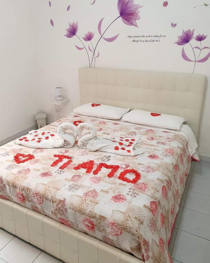 Bed and Breakfast Le Tre Orchidee Salerno Exteriér fotografie